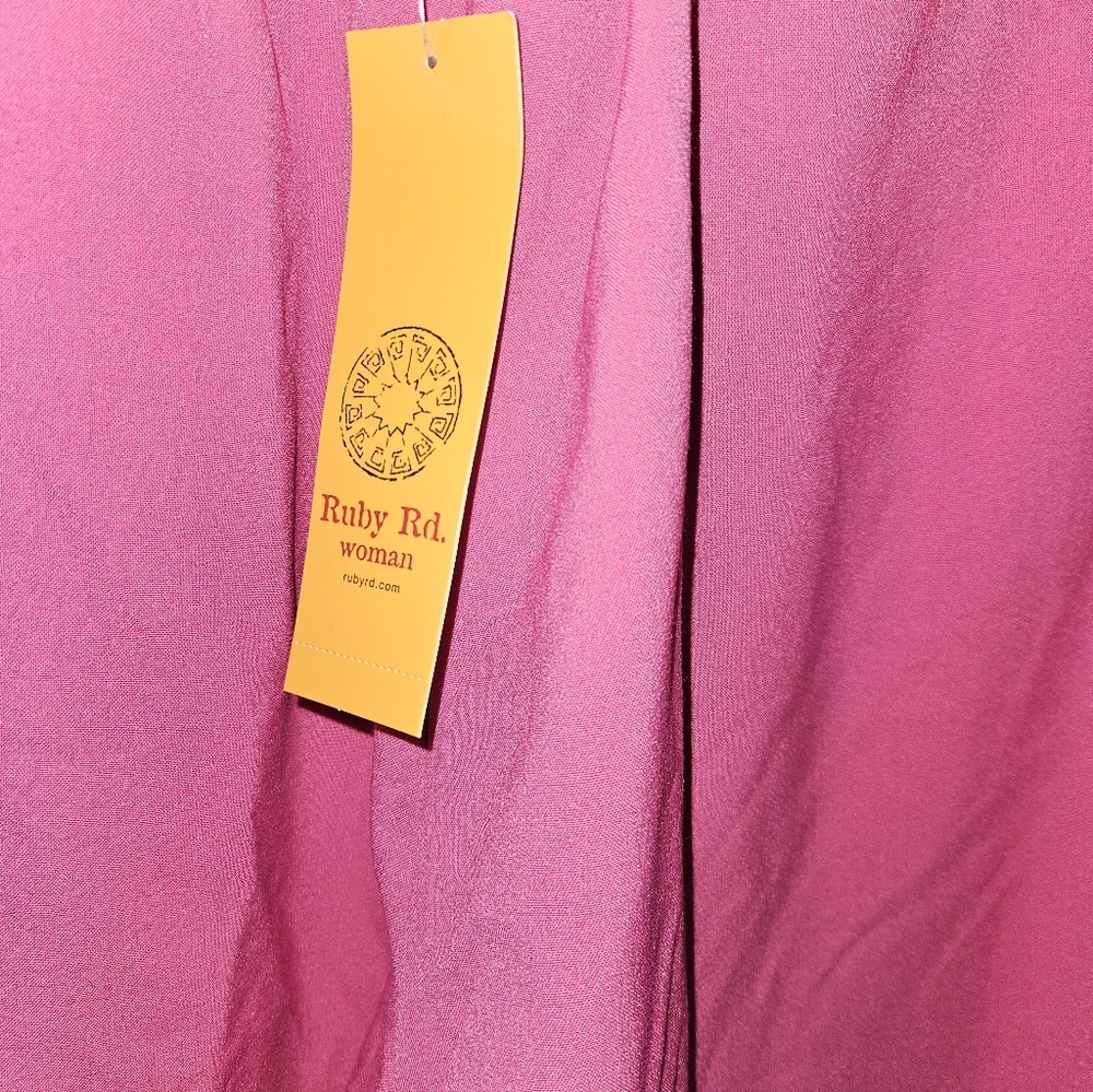 Ruby Rd. Womans Raspberry Colored Pants Size 24w - Picture 9 of 13